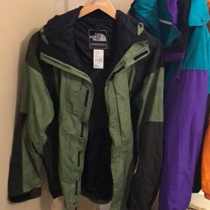 North Face summit series men’s coat.